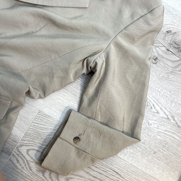 LOFT Womens Beige Cotton Blend Longline Blazer Size 12 Relaxed Fit Quiet Luxury - Picture 9 of 10